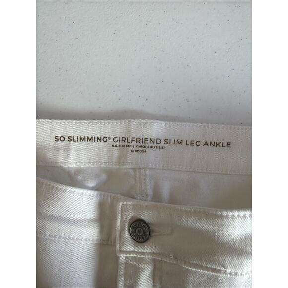 Chico's White Jeans Women's 18 petite So Slimming Girlfriend embroidered NWT - Picture 13 of 16